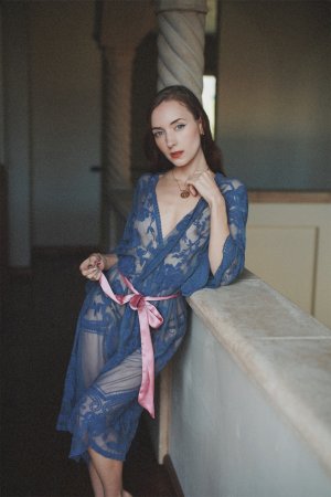 Elva free sex ads and incall escort